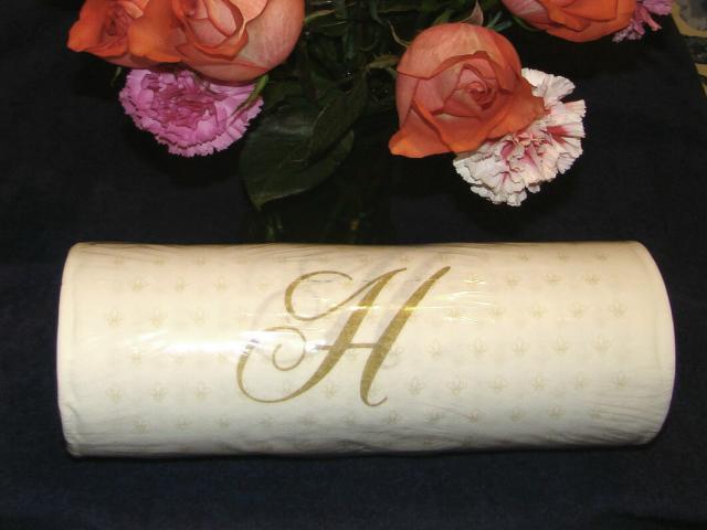 H_towel_w_rose